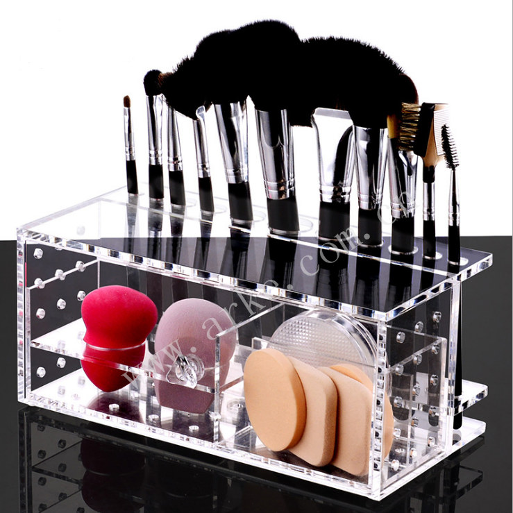 Cosmetics display rack