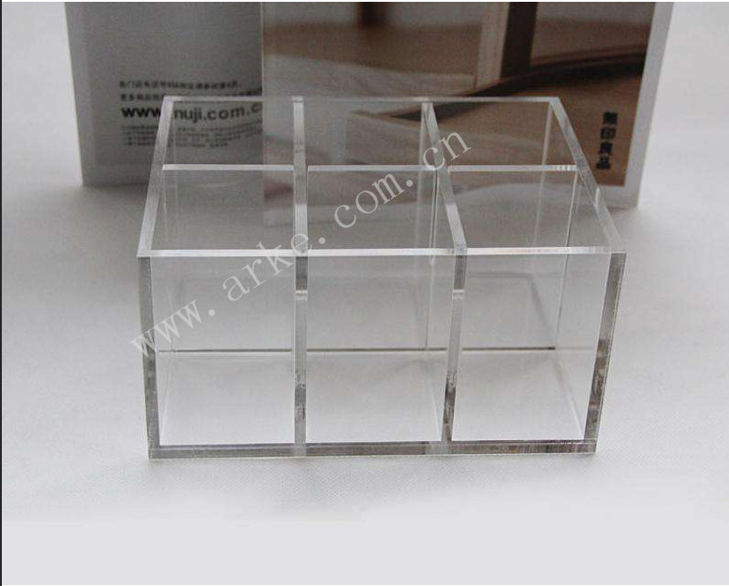 Acrylic lattice box